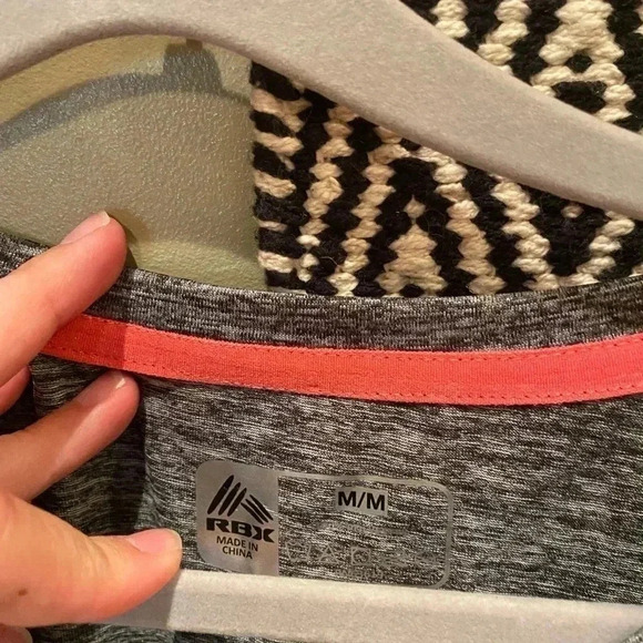 RBX GRAY WORKOUT SHORT SLEEVE NWT M - Picture 4 of 5